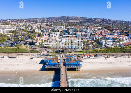 Veduta aerea di San Clemente California con molo e spiaggia di viaggio di vacanza mare negli Stati Uniti Foto Stock