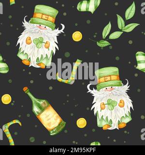 Motivo senza cuciture in acquerello per St. Giorno di Patrick. Illustrazione con gnomo, whisky, calza e ramo e moneta. Foto Stock