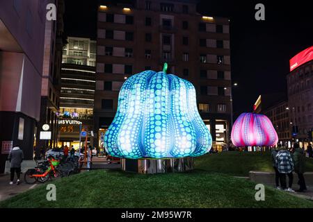 Milano, Italia. 14th Jan, 2023. Una panoramica generale del nuovo negozio Louis Vuitton nell'ex Garage Traversi il 14 gennaio 2023 a Milano (Foto di Alessandro Bremec/NurPhoto)0 Credit: NurPhoto SRL/Alamy Live News Foto Stock