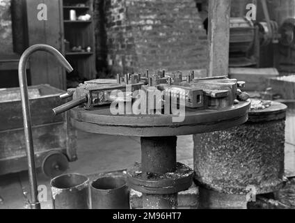 Attrezzature per la produzione - capesante di piombo - WW1 Foto Stock