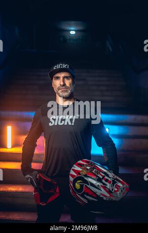 Edgar Torronteras in posa in una sessione fotografica. Foto Stock