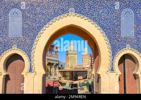 Blue Gate (Bab Boujloud), la Medina di Fez, Marocco, Africa Foto Stock