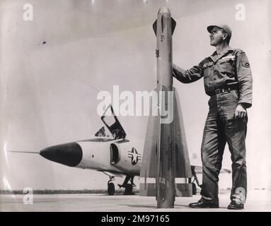 Missile aria-aria Falcon Hughes GAR-2A. Luglio 1957. Foto Stock