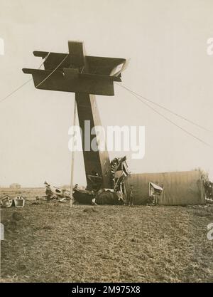 Handley Page o/100, 3121, dopo un crash. Foto Stock