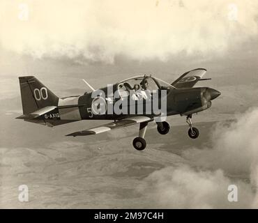 Il secondo prototipo dell'Aviazione Scozzese Bulldog, G-AXIG, in colori militari svedesi. Foto Stock