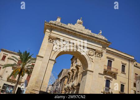 Porto Ferdinandea, noto, Sicilia: Vista angolata, nessuna gente Foto Stock