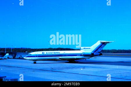 Boeing 727-100 - Eastern - Foto di Hugh W. Cowin 8 Ott 1973. Foto Stock