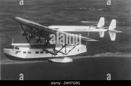 Sikorsky S.40 è volato per la prima volta il 1931 aprile. Solo tre costruiti - tutti per Pan American. Ha trasportato 38 passeggeri. Foto Stock