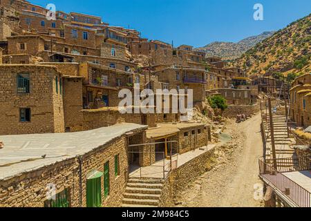 Villaggio di Palangan nella regione di Kurdistan, Iran Foto Stock