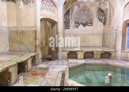 SHIRAZ, IRAN - 6 LUGLIO 2019: Bagno della cittadella di Karim Khan a Shiraz, Iran. Foto Stock