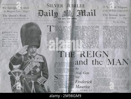 Prima pagina del quotidiano Daily Mail del 6 maggio 1935, in occasione del Giubileo d'argento di Re Giorgio V, stampato in inchiostro nero su carta argentata. Foto Stock