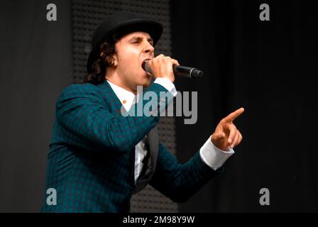 Paul Smith - Maximo Park, V2008, Hylands Park, Chelmsford, Essex, Regno Unito - 16 agosto 2008 Foto Stock