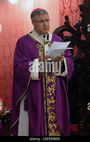 Palermo, Italia. 17th Jan, 2023. Nella foto il vescovo di Palermo Corrado Lorefice e i vescovi delle diocesi di Sicilia Credit: Independent Photo Agency/Alamy Live News Foto Stock