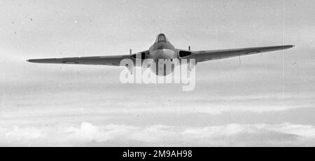 De Havilland DH.100 Vampire F Mk.1 TG/278 (5th produzione F Mk.1), in volo da Geoffrey de Havilland Jr., circa agosto 1945. Foto Stock