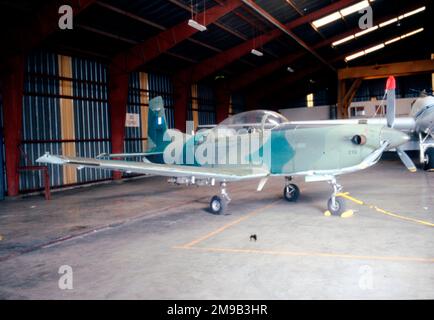 Fuerza Aerea guatemalteca - Pilatus PC-7 219 (msn 227), dell'Escuadron de Ataque y Reinocimiento, presso la base dell'aeronautica di la Aurora-Guatemala City - Aeroporto Internazionale, il 23 novembre 2007. (Fuerza Aerea Guatemala - Aeronautica militare guatemalteca) Foto Stock