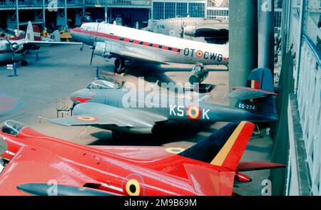 Gloster Meteor F.8 EG-224 / K5-K (msn M1, K5-K), un ex esempio dell'aeronautica belga, in mostra al Royal Army Museum di Bruxelles. Foto Stock