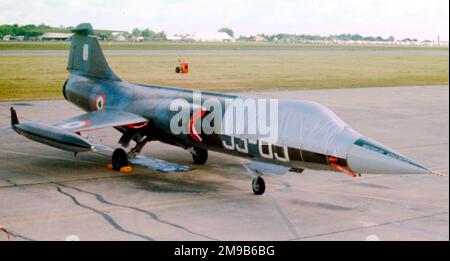 Aeronautica militare english - Lockheed F-104S ASA Starfighter 53-05. (Aeronautica militare english - aeronautica militare italiana) Foto Stock