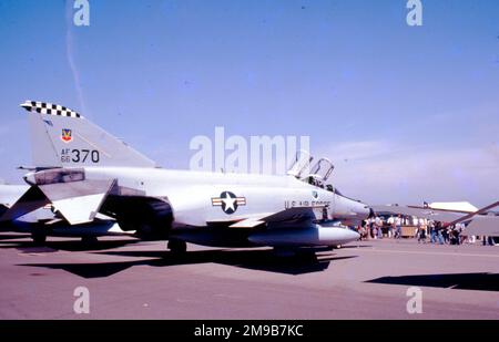 United States Air Force (USAF) - McDonnell Douglas F-4E Phantom II 66-0370 (msn 2768), del 57st Fighter Interceptor Squadron, al RAF Fairford il 13 luglio 1985. Foto Stock