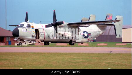 United States Navy - Grumman C-2A(R) Greyhound 162145 (msn 25, call-sign '53'), di VRC-40 distaccamento V attaccato alla USS John F. Kennedy, al RAF Mildenhall, nel luglio 1996. Foto Stock