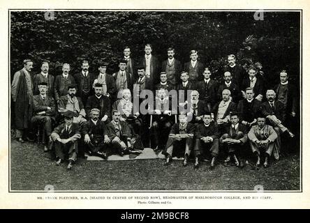 Il direttore (Frank Fletcher ma) e il suo staff, il Malborough College Foto Stock