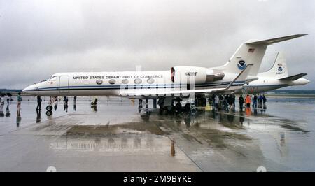 NOAA - Gulfstream IV N49RF (msn 1246), gestito da NOAA per il Dipartimento di Commercio degli Stati Uniti. (NOAA - Amministrazione Nazionale oceanica e atmosferica) Foto Stock