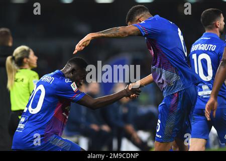 Luca Ravanelli di US Cremonese si rallegra dopo la rete durante la ...