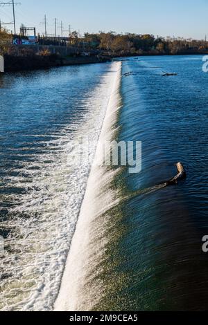 Fairmount Dam; cascata; Fairmount Water Works; Schuylkill River; Philadelphia; Pennsylvania; USA Foto Stock