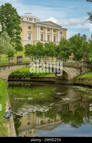 Vista sul giardino del Palazzo Estivo, Pavlovsk, Russia Foto Stock