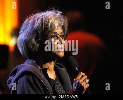 Nancy Wilson in una serata di Stars Tribute a Smokey Robinson, credito di $2007: Ron Wolfson / MediaPunch Foto Stock