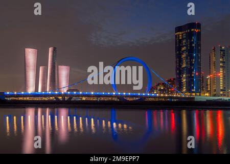 Lusail Plaza 4 torre. Al Saad Tower Lusail boulevard di recente sviluppo città del Qatar. Lusail ponte Foto Stock