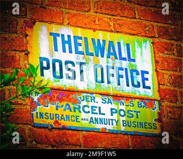 L'ufficio postale storico del vecchio villaggio di Thelwall, Bell Lane, Thelwall, South Warrington, Cheshire, INGHILTERRA, REGNO UNITO, WA4 2SU Foto Stock