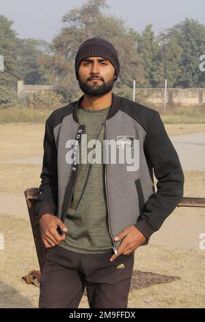 Mumbai, Maharashtra 01 Gen 2022: Sportivo in India Foto Stock
