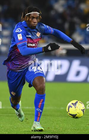 Napoli, Italia. 17th Jan, 2023. Frank Tsadjout of US Cremonese in azione durante la partita Coppa Italia Freccia Rossa tra SSC Napoli e USC Cremonese allo Stadio Diego Armando Maradona il 17 2023in gennaio Napoli, italia (Foto di Agostino Gemito/Pacific Press) Credit: Pacific Press Media Production Corp./Alamy Live News Foto Stock