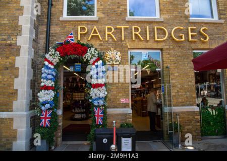 Chelsea, Londra, Regno Unito. 16th giugno, 2022. Il Royal Warrant Holders, negozio di alimentari pernici a Chelsea. Credito: Maureen McLean/Alamy Foto Stock