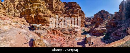 Ad Deir (il Monastero), Petra. Giordania meridionale Foto Stock