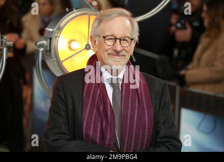 Steven Spielberg partecipa alla prima mondiale dei "Fabelmans" al Curzon Mayfair di Londra, Inghilterra. Foto Stock