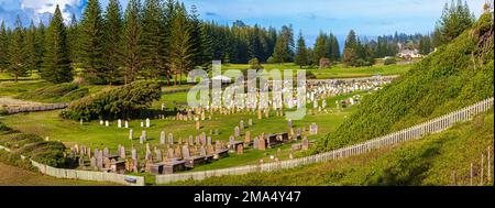 Il pittoresco cimitero di Norfolk Island ha tombe di detenuti, primi coloni e i discendenti dei mutanei Bounty. Foto Stock