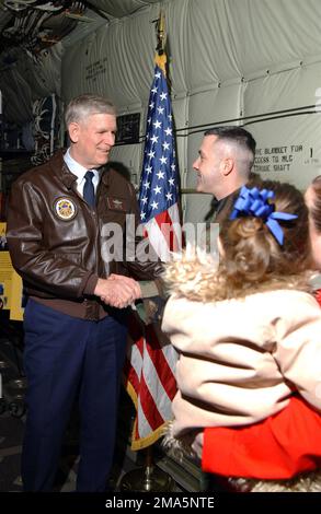 050203-F-3258Z-003. Base: Little Rock Air Force base Stato: Alaska (AK) Paese: Stati Uniti d'America (USA) Foto Stock
