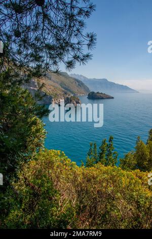 Italia -Costiera Amalfitana nel villaggio di Nerano Foto Stock