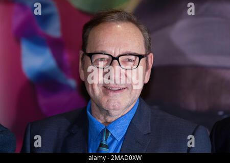 Roma, Italia. 18th Jan, 2023. L'attore americano Kevin Spacey partecipa alla prima del film 'l'uomo che disegnò Dio' al Cinema Adriano di Roma (Foto di Matteo Nardone/Pacific Press) Credit: Pacific Press Media Production Corp./Alamy Live News Foto Stock