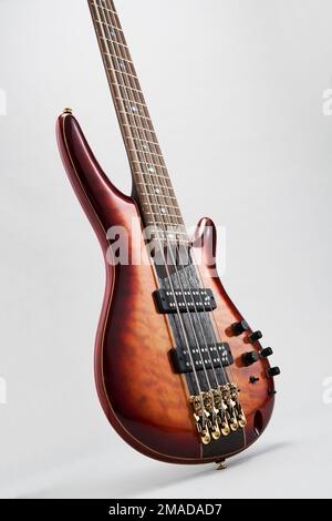 Chitarra basso Ibanez Soundgear sr2405w Foto Stock