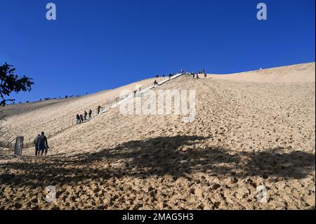 La duna del Pilat (anche: pyla) è la duna di sabbia più alta d'Europa e un grande sito di Francia Foto Stock