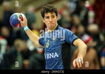 Kattowitz, Polonia. 19th Jan, 2023. Pallamano: Coppa del mondo, Germania - Argentina, Main Round, Gruppo 3, Giornata 1 allo Spodek Katowice. Diego Simonet dall'Argentina in azione. Credit: Jan Woitas/dpa/Alamy Live News Foto Stock