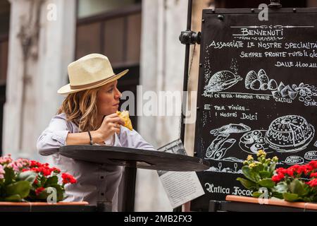 Italia, Sicilia: Palermo - Antica Focacceria San Francesco Foto Stock