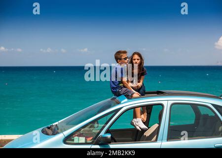 italia, sicilia, spiaggia di guidaloca, tra castellamare del golfo e scopello Foto Stock