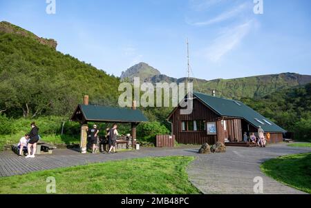 Cabina al campeggio Basar nelle Highlands islandesi, Porsmoerk, Suourland, Islanda Foto Stock