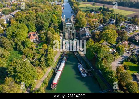 Veduta aerea di Henrichenburg, canale Reno-Herne, Waltrop, zona della Ruhr, Renania settentrionale-Vestfalia, Germania Foto Stock