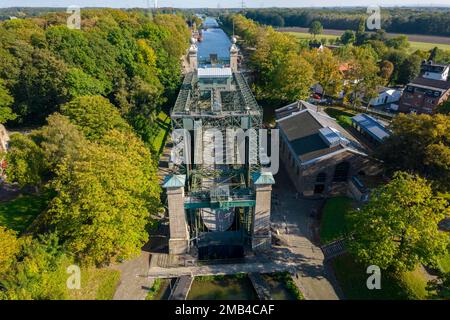 Vista aerea Henrichenburg, canale Reno-Herne, Castrop-Rauxel, zona della Ruhr, Renania settentrionale-Vestfalia, Germania Foto Stock