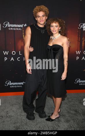 Los Angeles, California. 19th Jan, 2023. In occasione della prima mondiale del Wolf Pack all'Harmony Gold Theater di Los Angeles, California, il 19 gennaio 2023. Credit: Faye Sadou/Media Punch/Alamy Live News Foto Stock