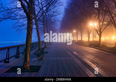 Il lungomare di Hoboken è uno dei 10 parchi urbani più importanti della nazione. Foto Stock